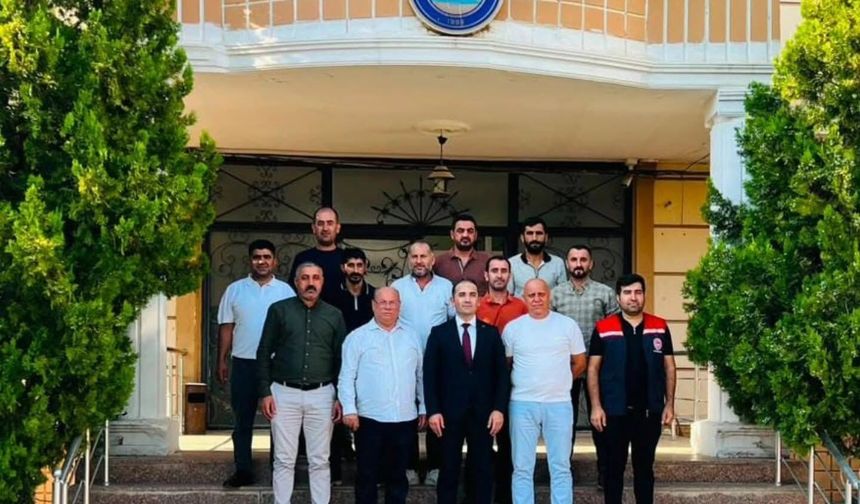 Silopi'de Kasapların Çöp ve Su Tepkisi Sonrası Yetkililer Toplandı