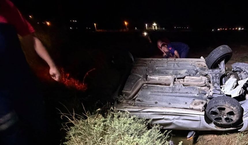 Otomobil takla attı 3 kişi yaralandı