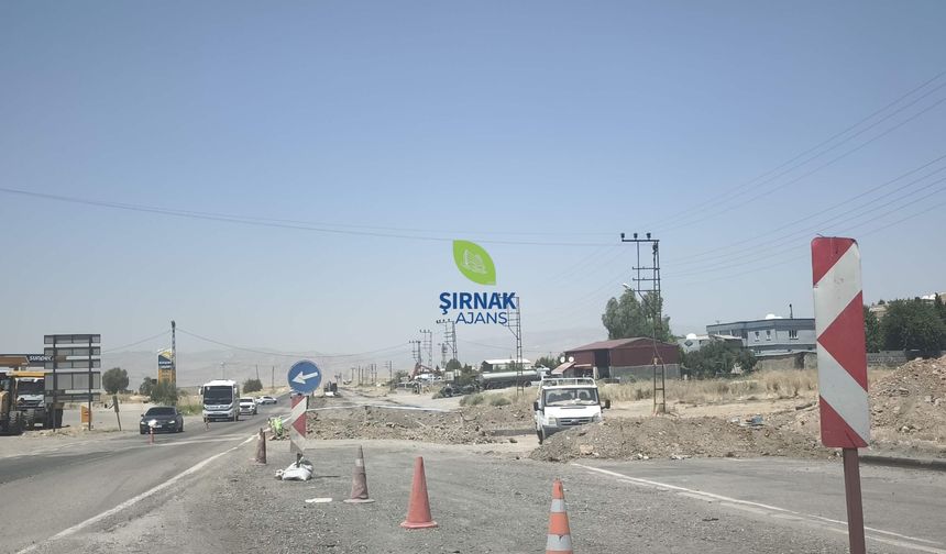 Silopi Cizre yolunda asfalt neden çöktü?