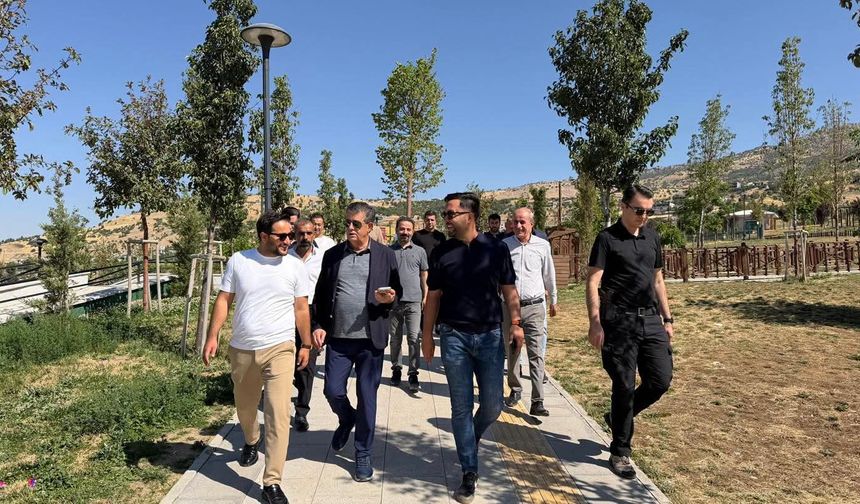 Başkan Yarka millet bahçesindeki çalışmaları inceledi