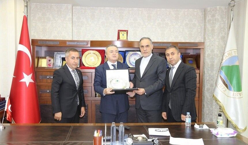 İran Büyükelçisi Sınır Ticareti İçin Temaslarda