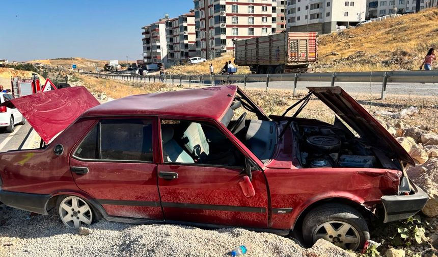 Kontrolden çıkan otomobil şarampole girdi: 1 yaralı