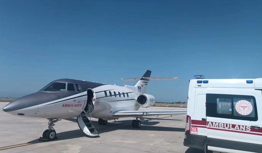 Bir aylık bebek için uçak ambulans havalandı