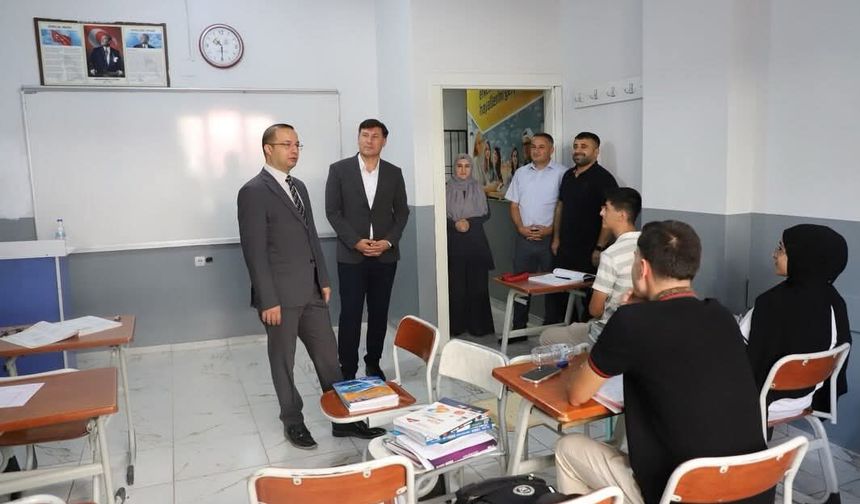 Cizre’de Final Kurs Merkezi’ne Eğitim Ziyareti