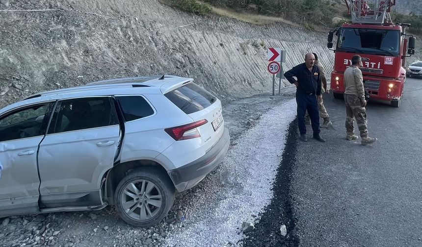 Hakkari-Van karayolunda trafik kazası 3 yaralı