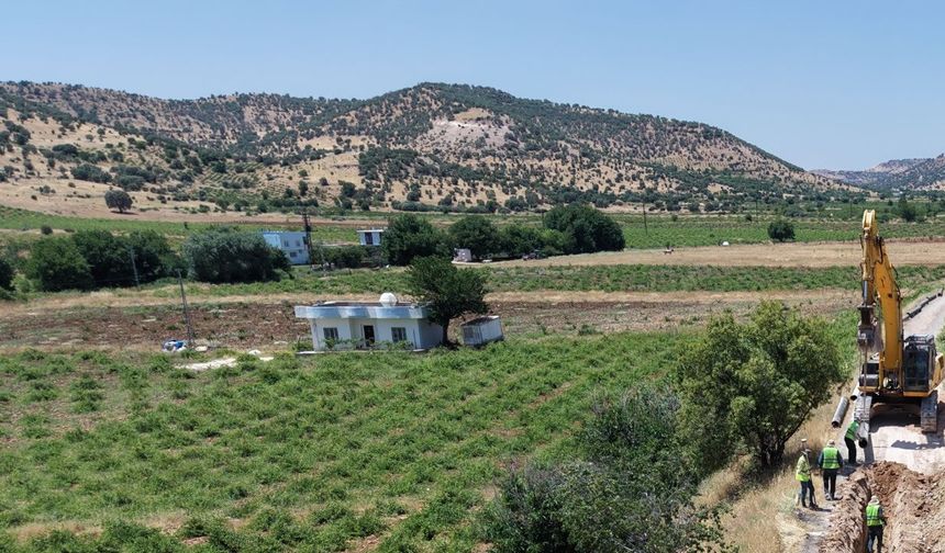 Yaklaşık 40 yıllık ana isale hattı yenileniyor