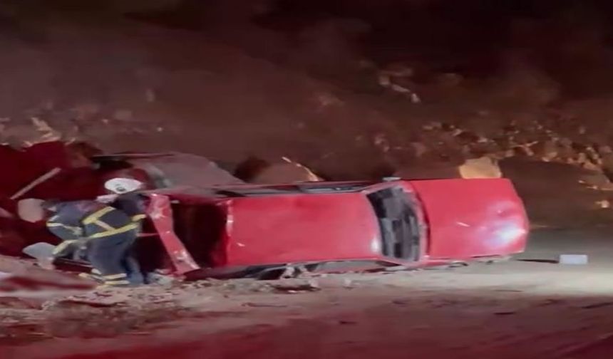 Karşıdan gelen araca yol vermek isterken 200 metrelik uçuruma yuvarlandı