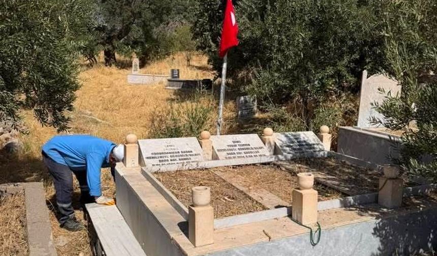 Şehit mezarları ve kabristanlarda düzenli bakım