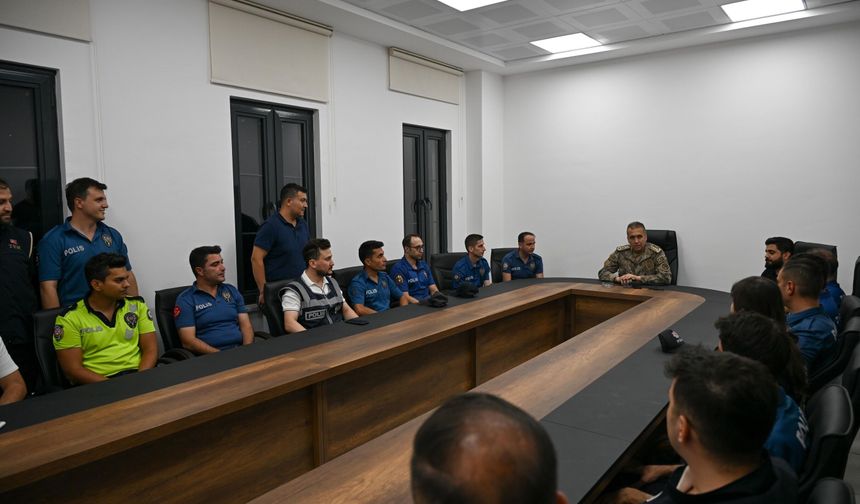Emniyet Müdürü Sazak, Beytüşşebap ekibiyle buluştu
