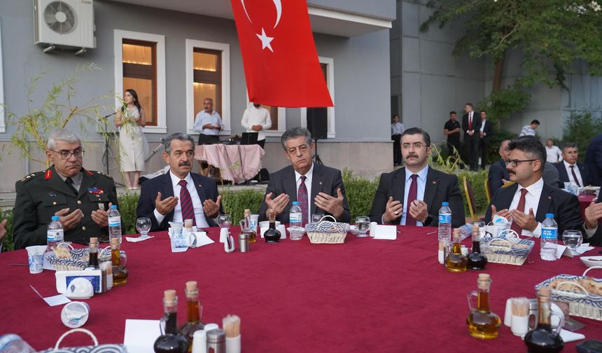 Şırnak’ta şehit ve gazi aileleri onuruna 30 Ağustos yemeği