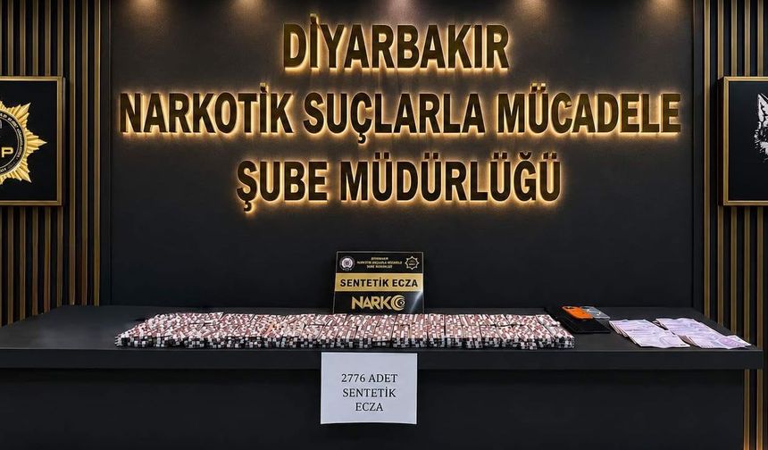 2 bin 776 adet sentetik ecza maddesi ele geçirildi