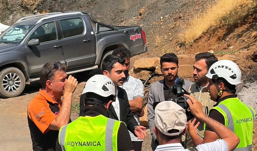 Beytüşşebap'ta Heyelan Riski Yerinde İncelendi