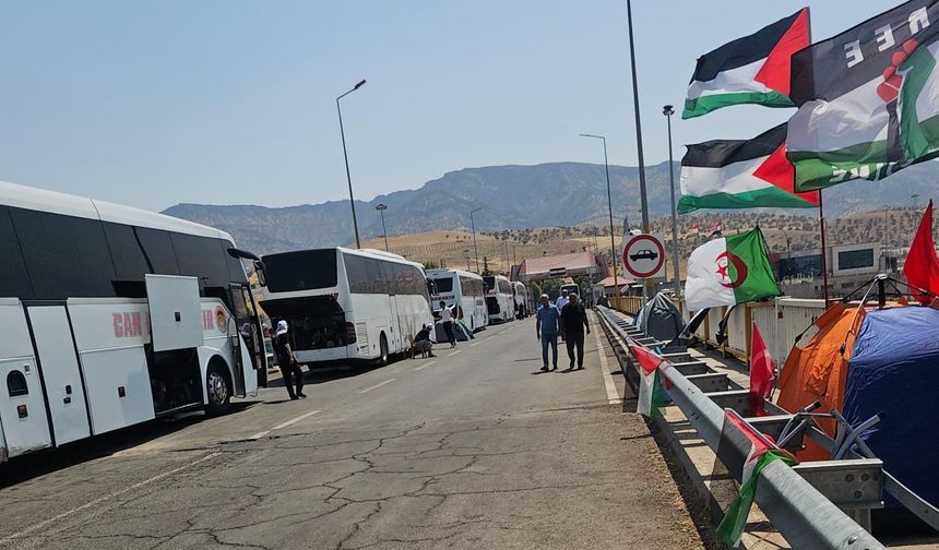 350 Aktivist Irak Sınırında Bekliyor, “Geri Dönmeyeceğiz”