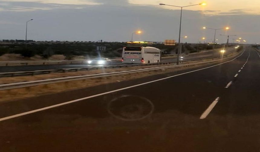 Yolcu otobüsü ters yönde ilerledi