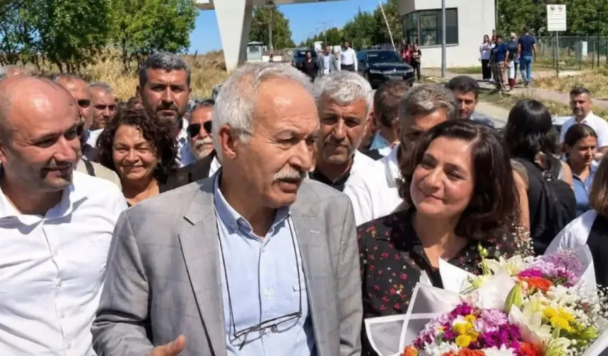 Özgür Özel’den tahliye edilen Selçuk Mızraklı’ya telefon