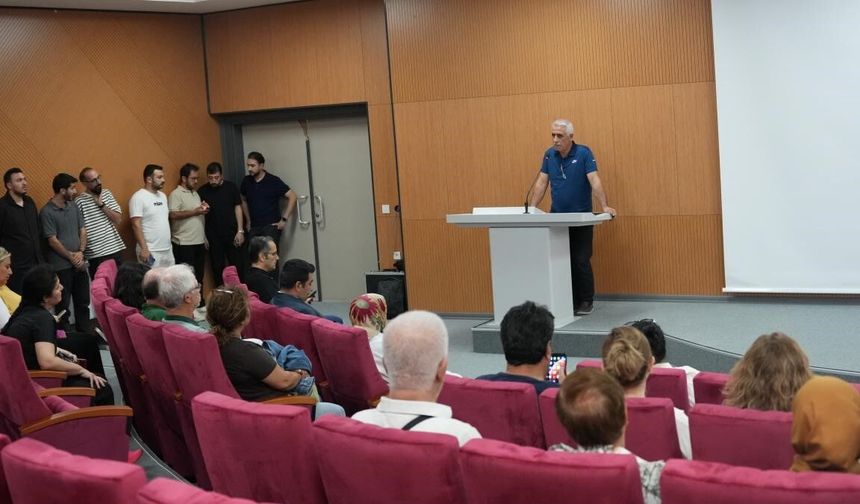 Akademisyenlere dijital podyum eğitimi