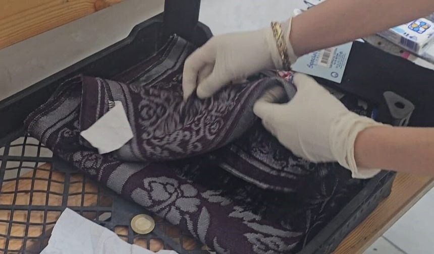 Seyyar satıcı kılığına girerek kaçmaya çalıştı
