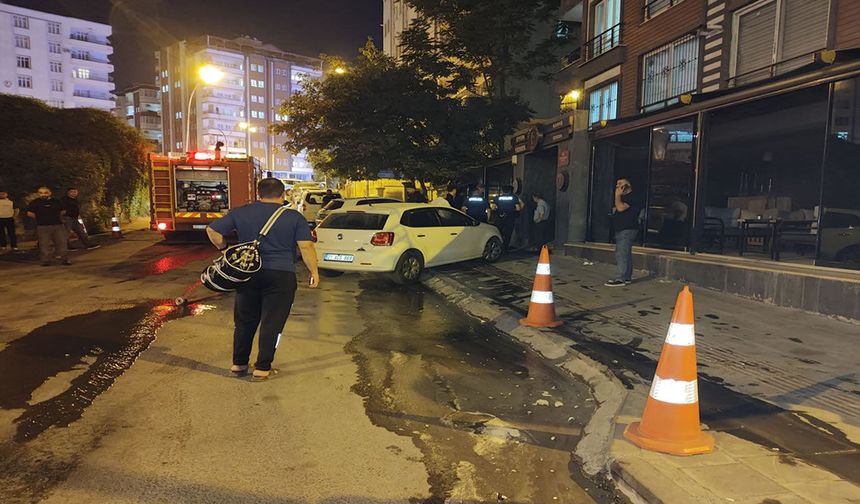 Kafe ve oyun salonunda korkutan yangın