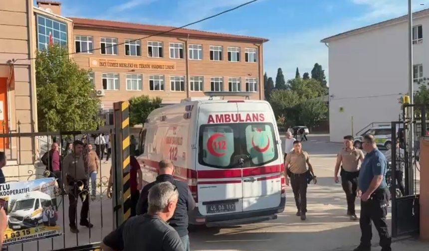 Okula silahlı saldırı yaralı öğrenciler var