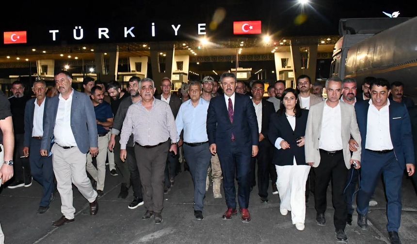 Tatar, Ortadoğu’nun kapısı Habur’da incelemelerde bulundu