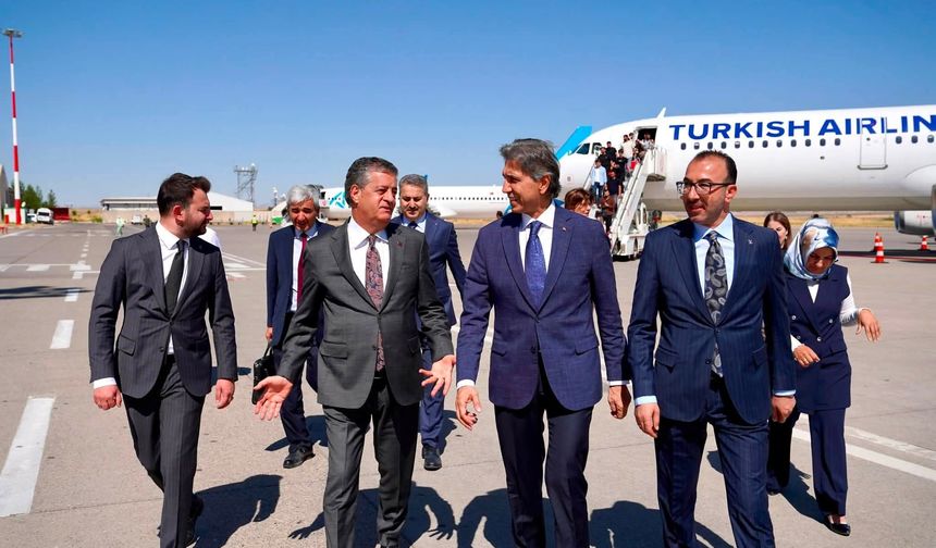 Türkiye Yüzyılı buluşmaları için Şırnak’a çıkarma