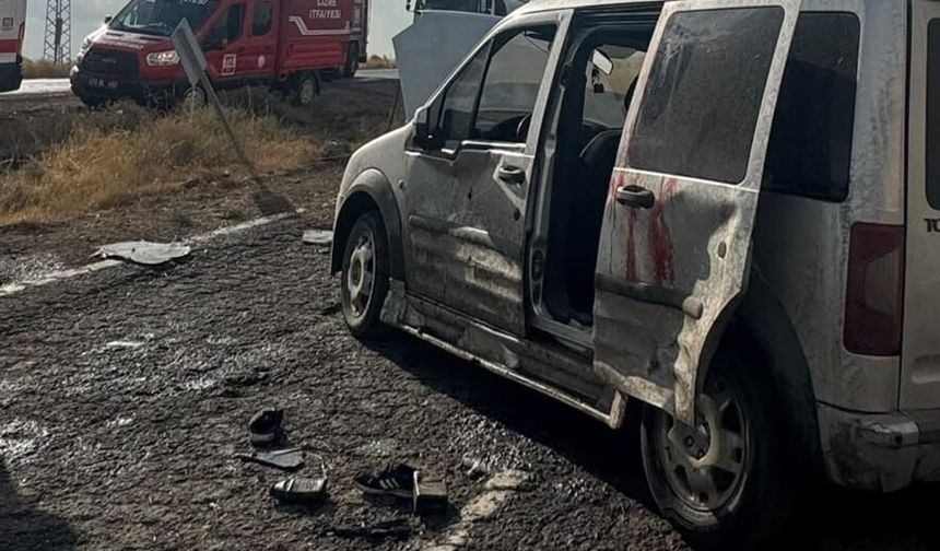 Şırnak’ta otomobil şarampole yuvarlandı 2’si çocuk 6 yaralı