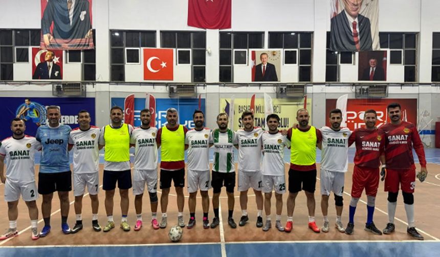 Şırnak’ta Futsal İl Birinciliğini Cizre İlçe Millî Eğitim Müdürlüğü Kazandı