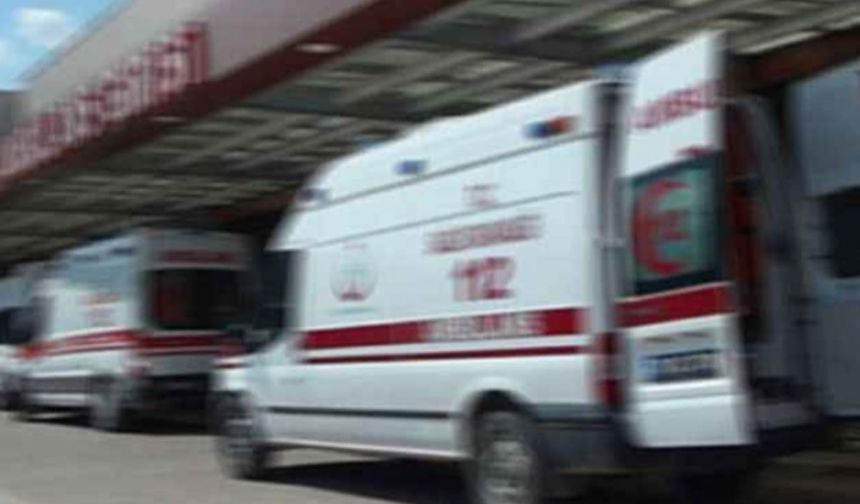 İki Araç Çarpıştı 2 Yaşındaki Çocuğun Durumu Ağır