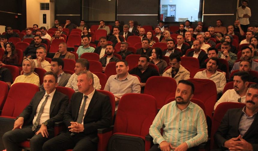 Cizre’de Ortak Yazılı Sınav Sistemi Masaya Yatırıldı