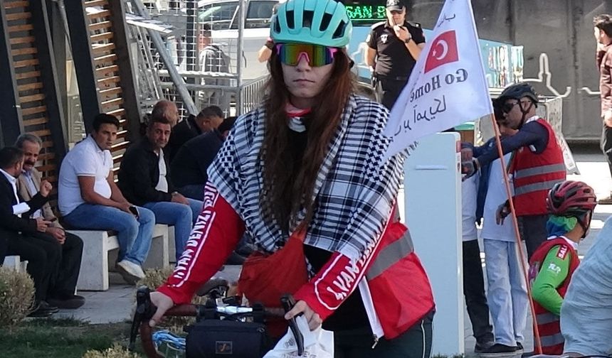 Çocuklar için pedal çeviren Minab Kervanı Van'a ulaştı