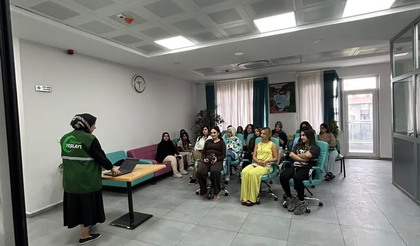 Şırnak’ta kadınlara bağımlılıktan korunma yolları anlatıldı