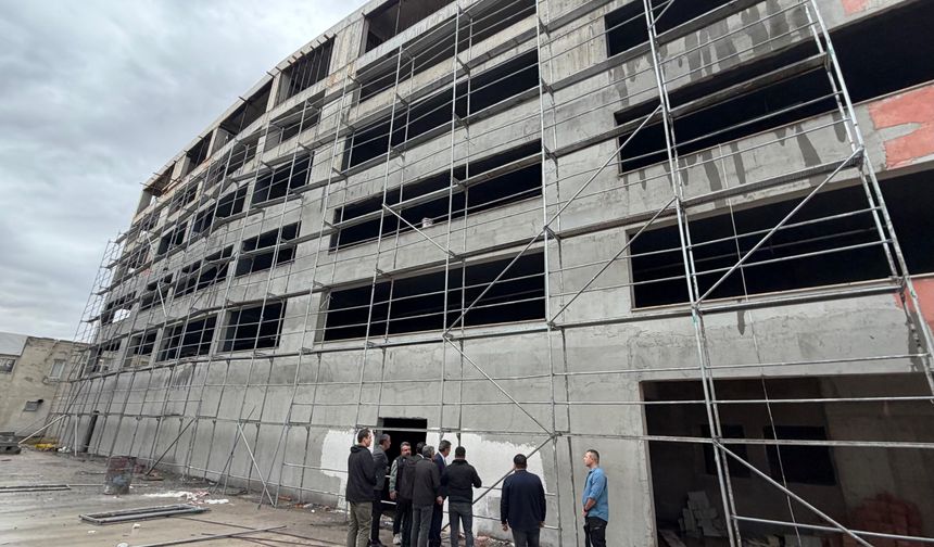 Şırnak’ta Katlı Otopark Projesinde Çalışmalar Sürüyor
