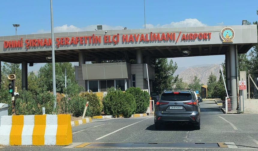 Şırnak uçağı zorunlu iniş yaptı