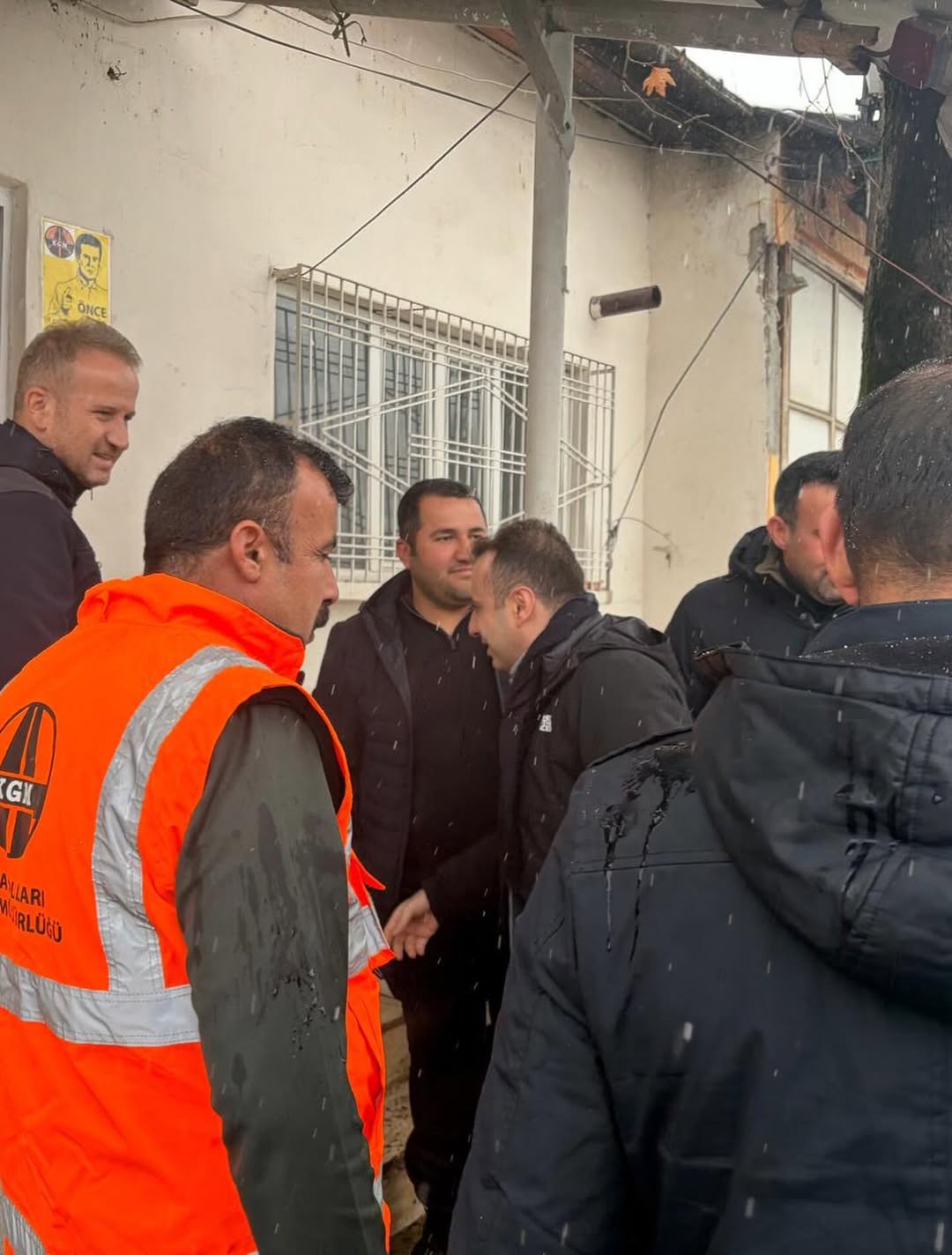 Kaymakamımız Sayın Ekrem Ender Ergün,İlçemizde Devam Eden Karla Mücadele Çalışmalarını Yerinde I (1)