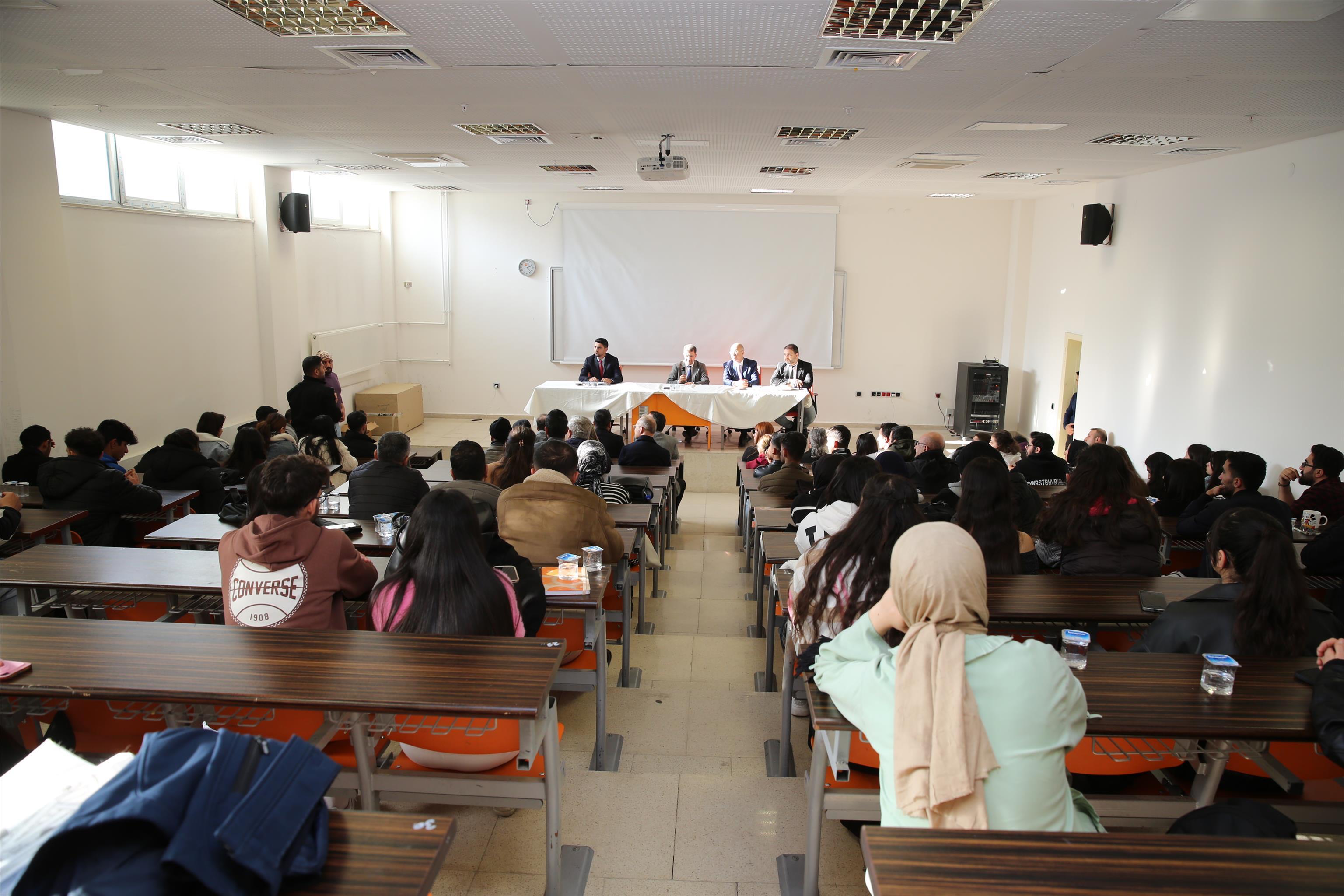 Rektor Alkis In Ogrenci Bulusmalari Dizisinin Dorduncusu Gerceklestirildi F458Bfb4 C5E8 423B 8Cf4 23204C9F81E7