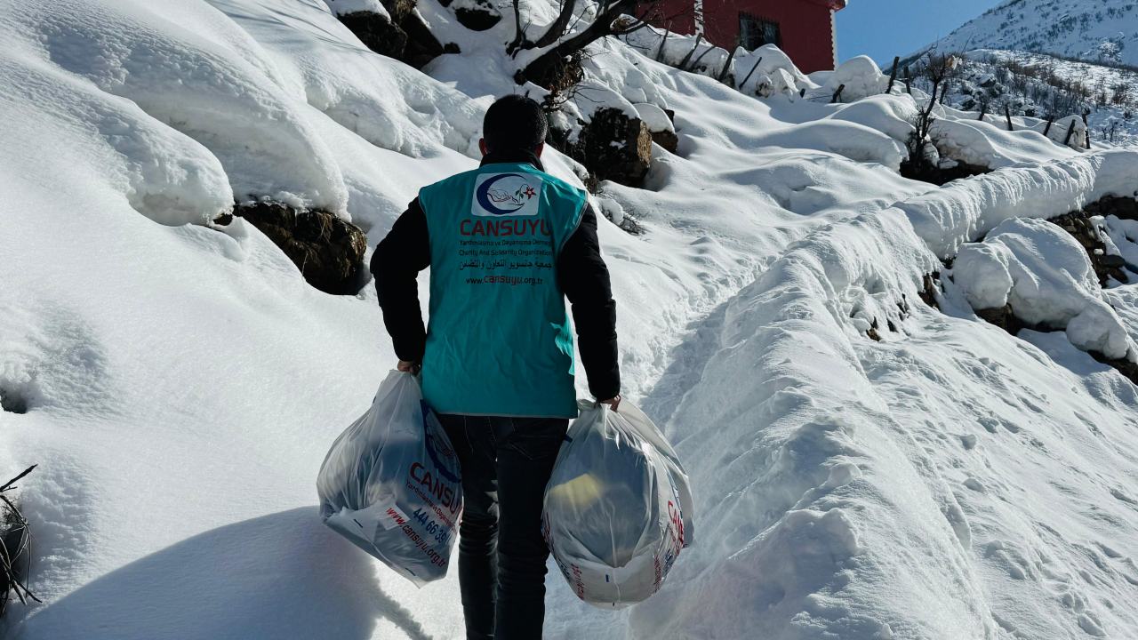 Cansuyu Sinir Koyleri Icin Seferber Oldu (1)