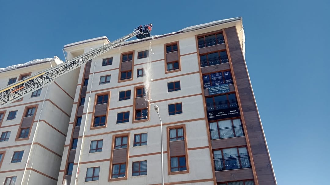 İtfaiye Müdürlüğü Ekiplerimiz, Ilimiz Merkezinde Bulunan Resmî Kurumlara Ve Vatandaşlarımıza Ait (2)