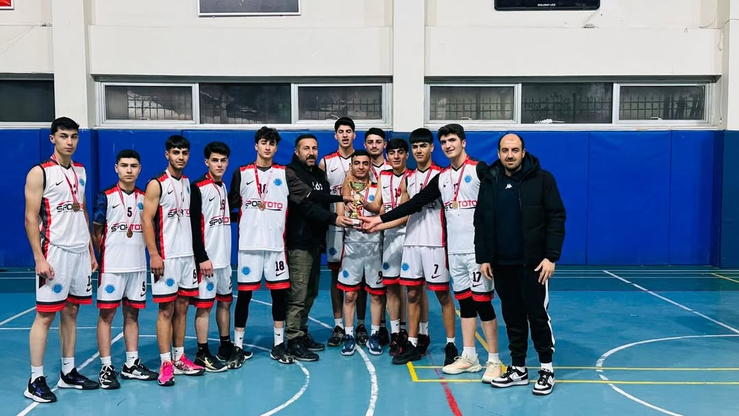Kulüpler Arası Yerel Lig Kız Ve Erkek U18 Basketbol 🏀 Turnuvasında Il Birincisi Olan Yurdum Spo (2)