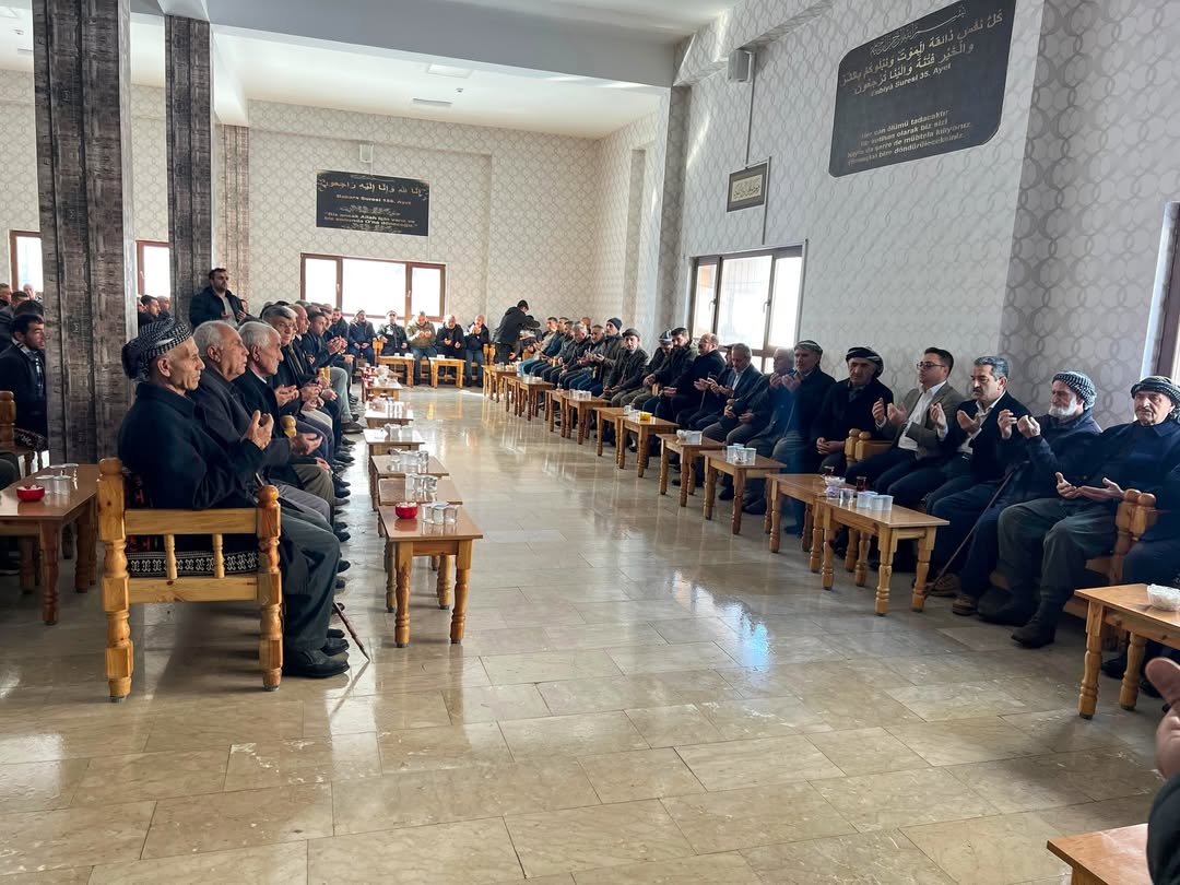 Valimiz Birol Ekici, Vali Yardımcısı Ve İl Özel İdaresi Genel Sekreteri Murat Çiçek Ile Birlikte (2)