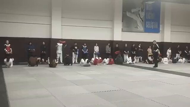 Yuzme Yarislari Sona Erdi Basarili Sporcular Belirlendi (2)