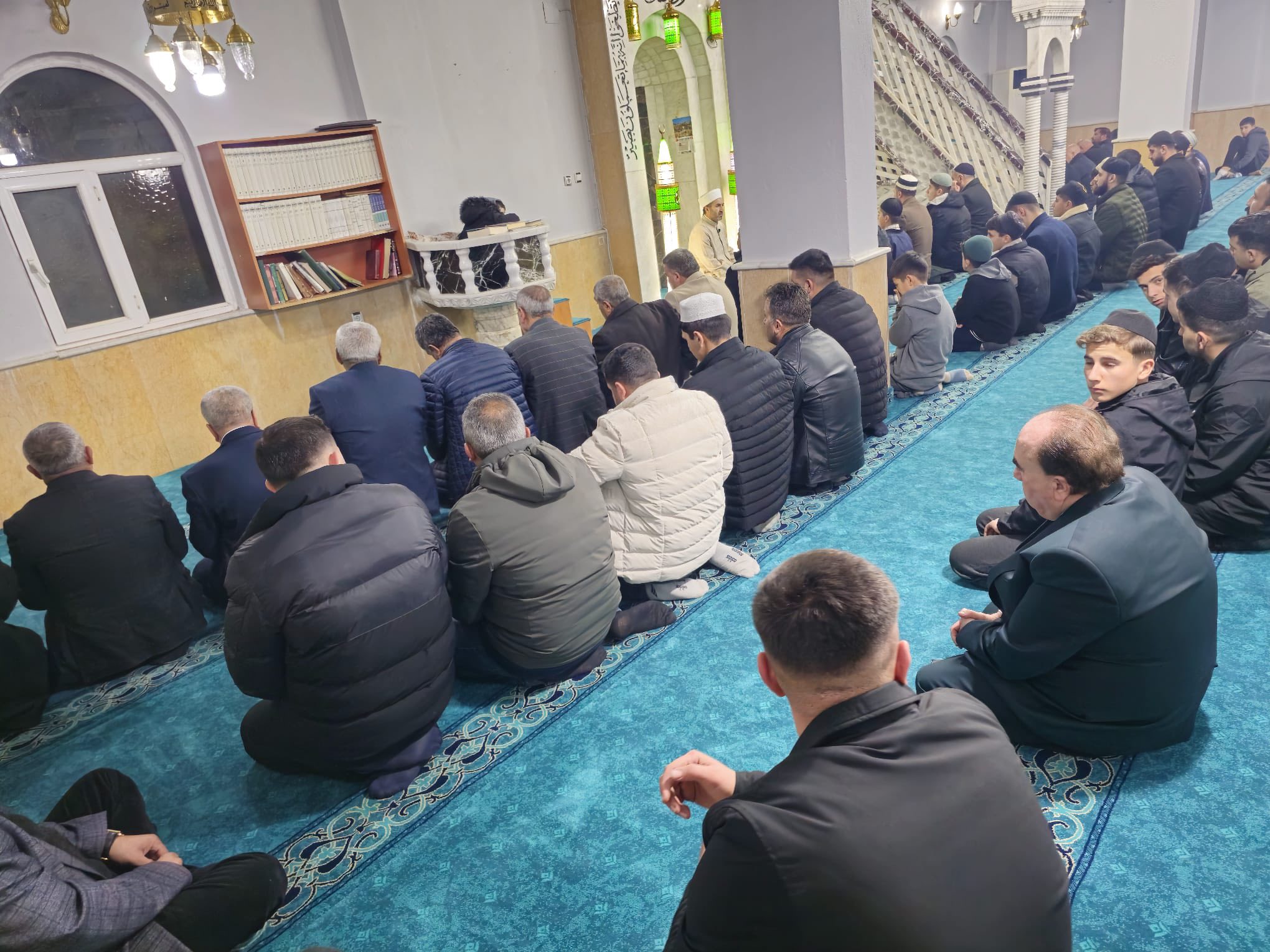 Basverimlide Cuma Gecesi Ailece Camide Bulusuyoruz (11)