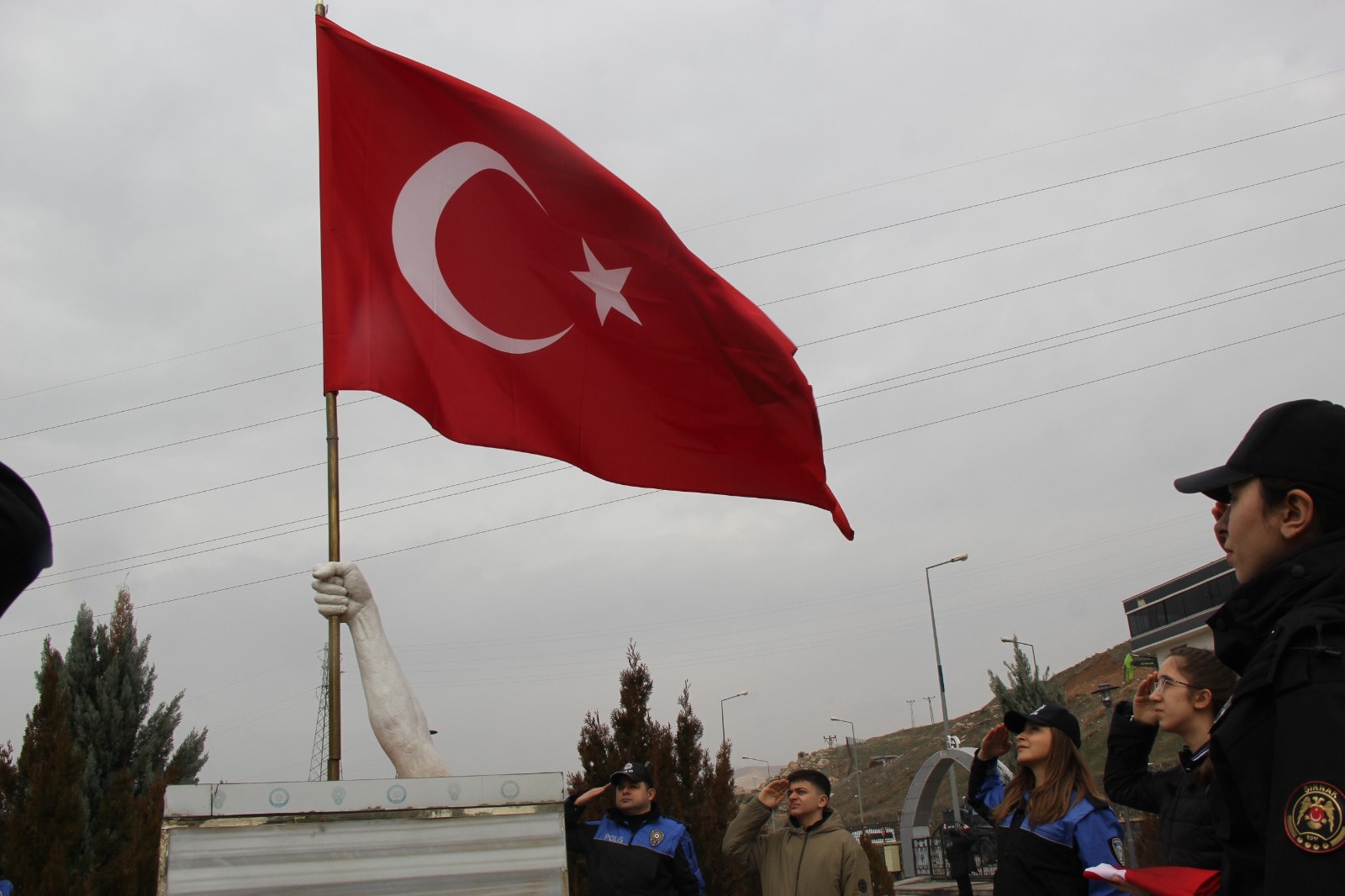 Cizre Polisi Ilk Derste Ogrencilerle Bulustu (2)