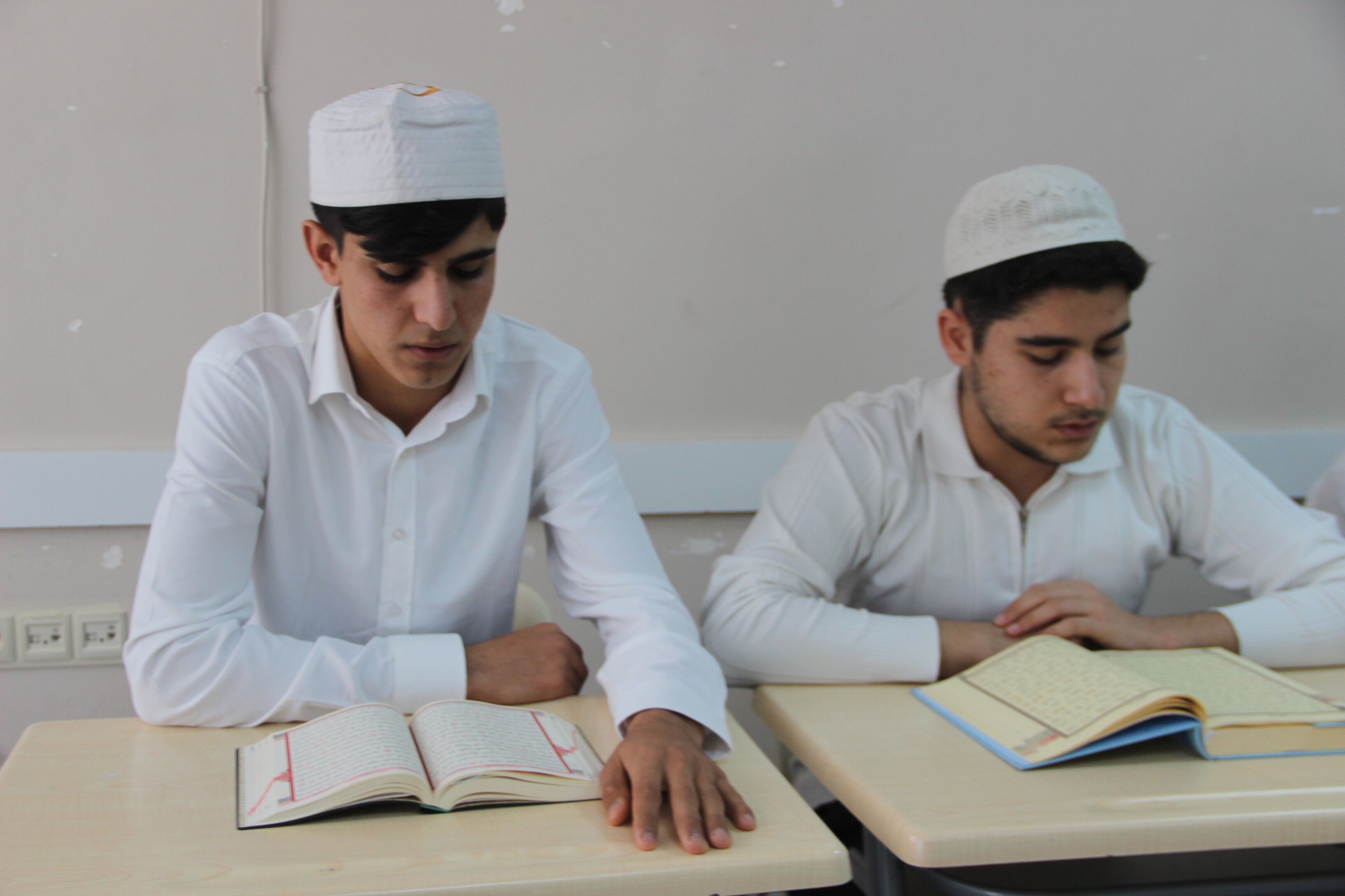 Cizrede Bin 500 Ogrenci Hafizlik Egitimi Aliyor (2)