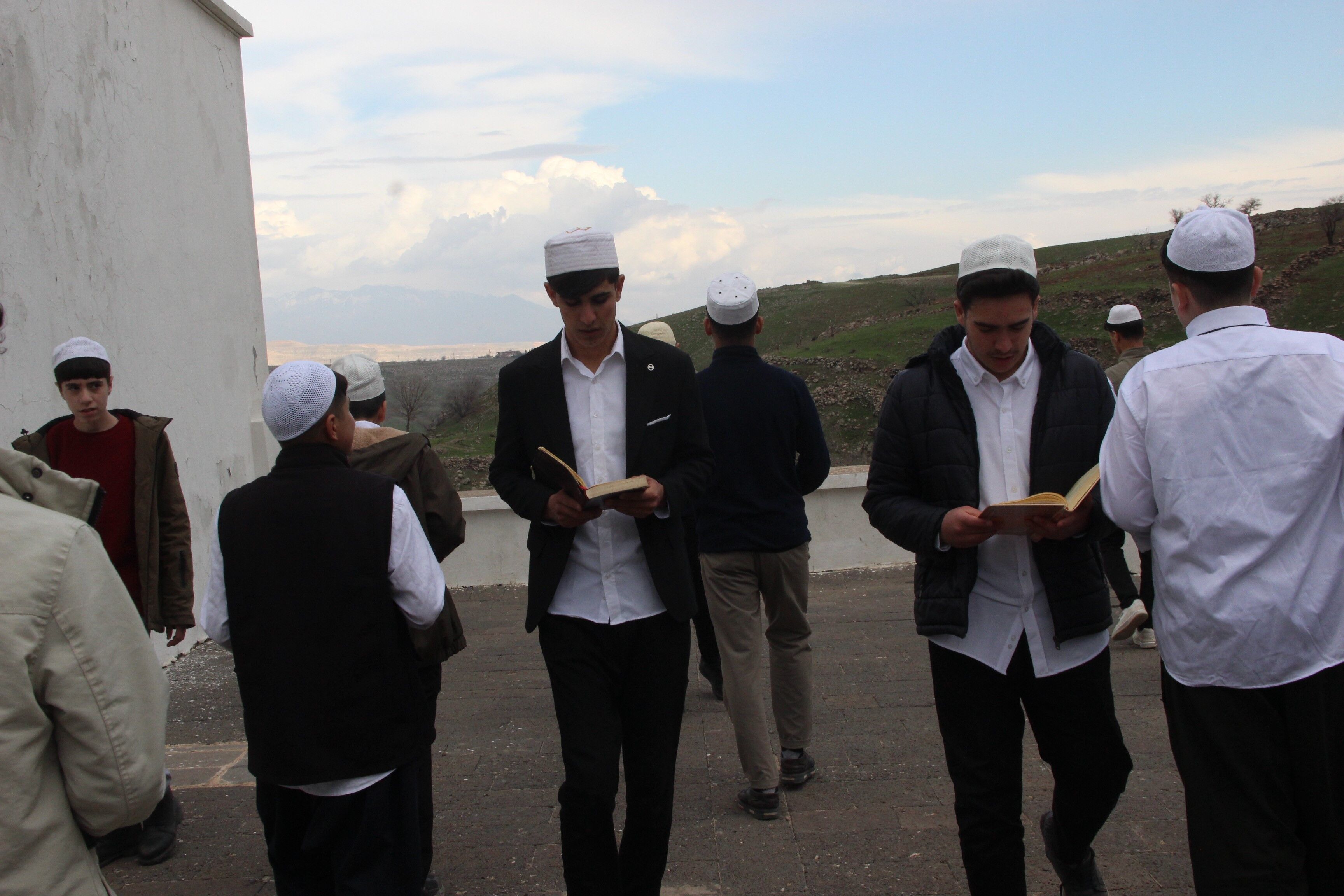 Cizrede Bin 500 Ogrenci Hafizlik Egitimi Aliyor (4)