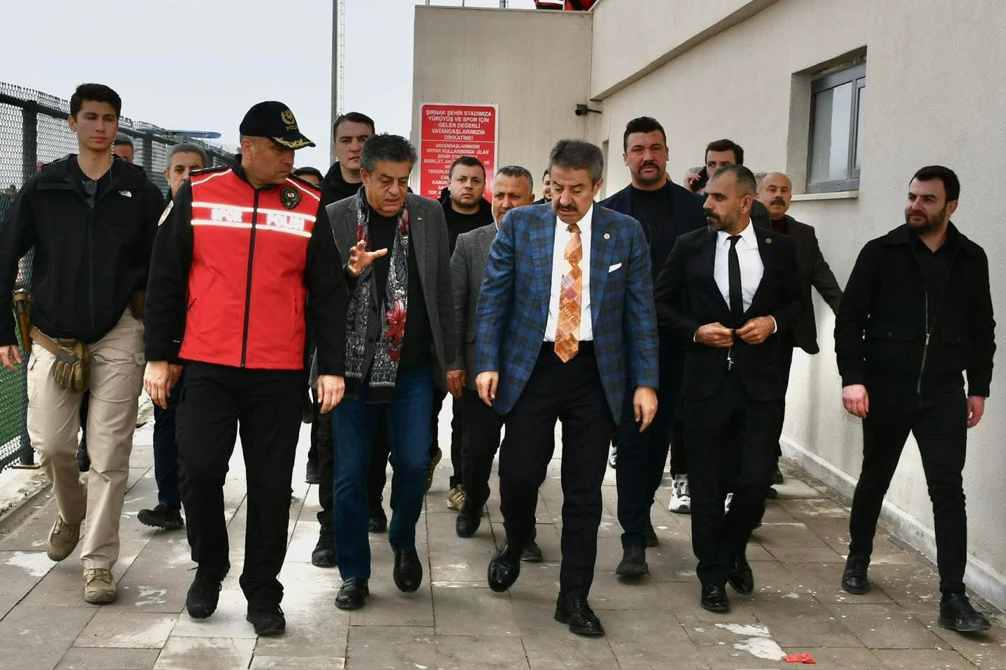 Tribün volkan sazak