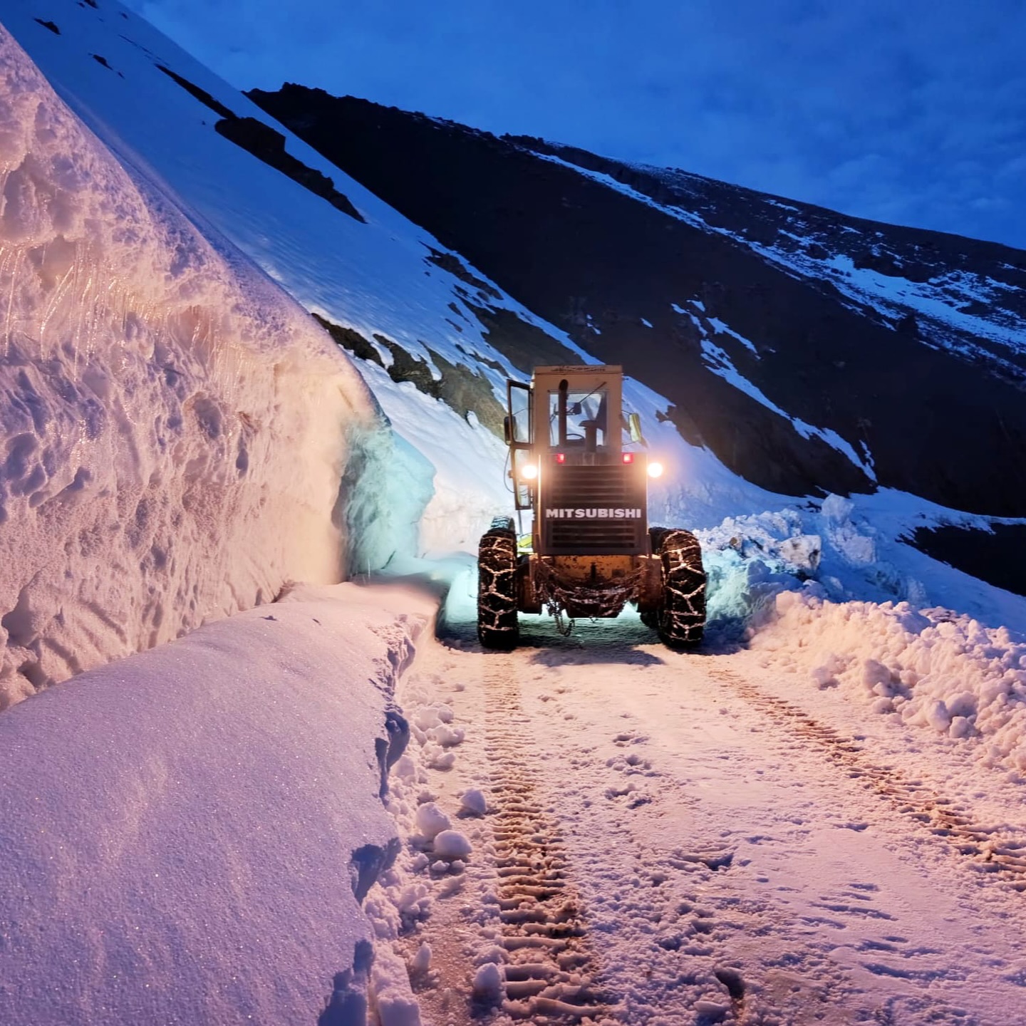 Kis Sartlari Agirlasti Belediye Ekipleri Gorev Basinda (3)