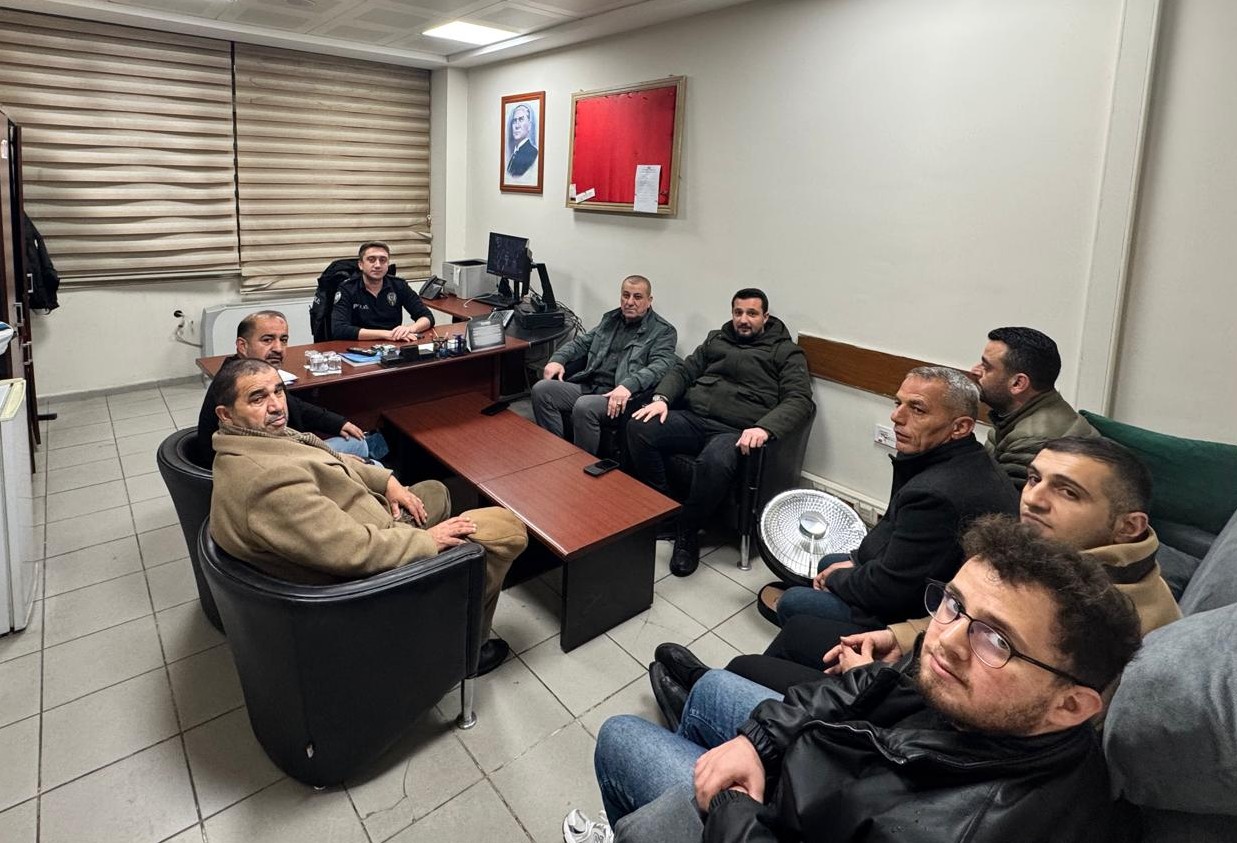 Mhp Sirnak Teskilatindan Kerkuklu Turkmenlere Kardeslik Eli (1)