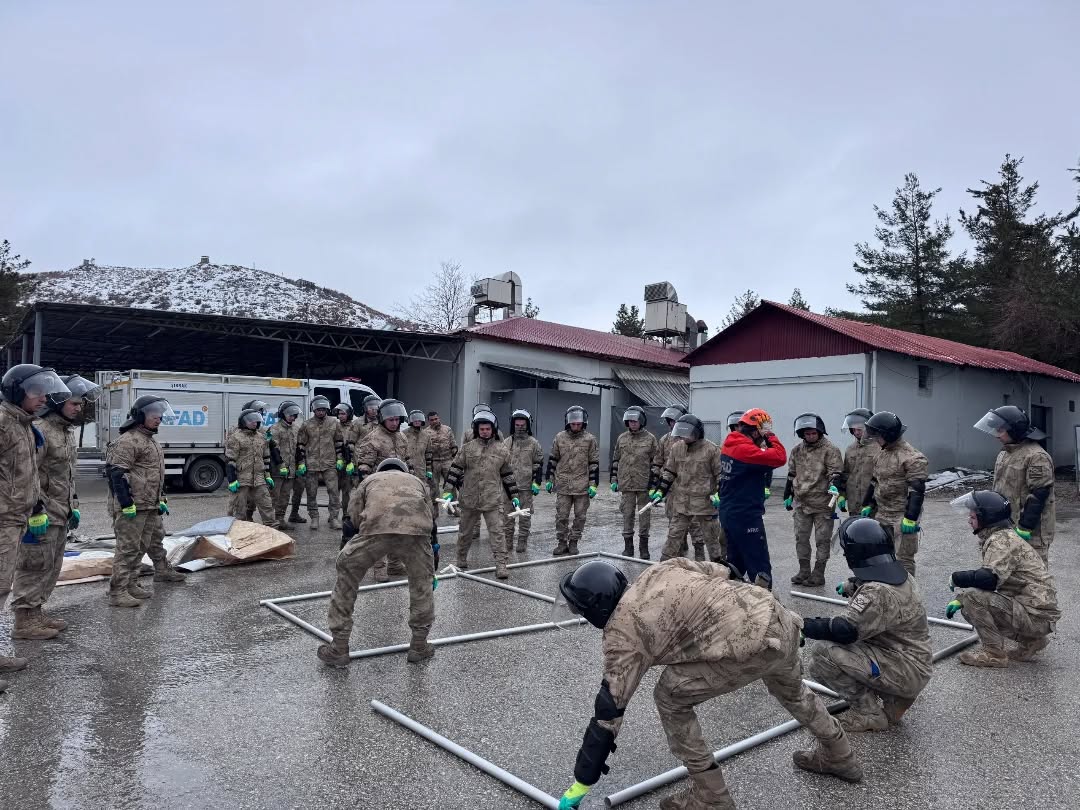 Sirnak Afaddan Enkazda Hizli Karar Tatbikati (2)