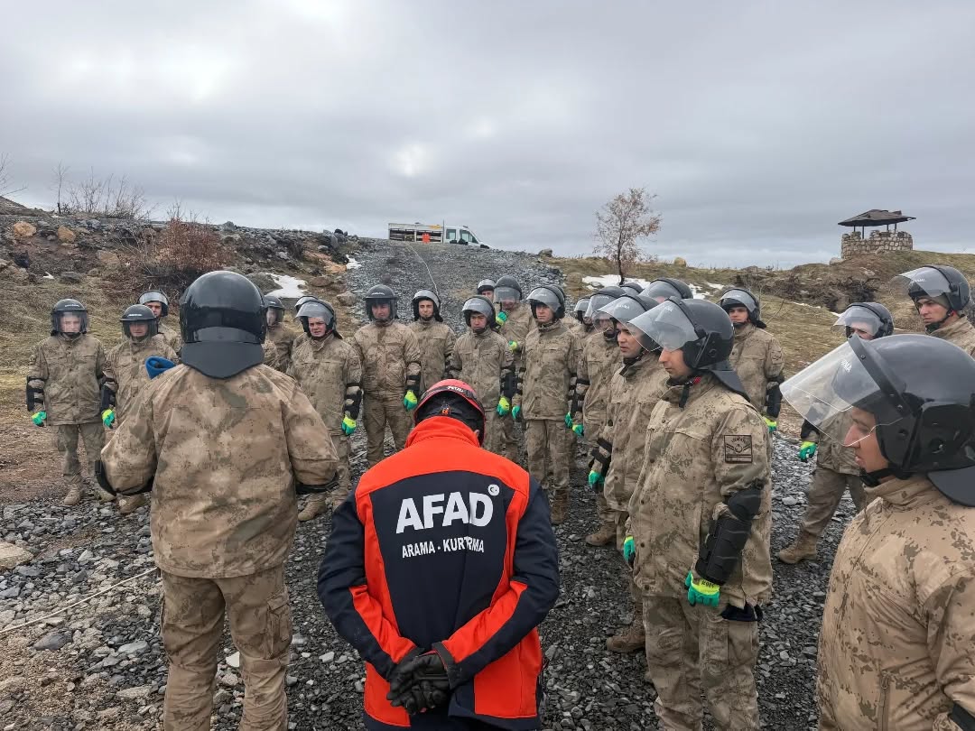 Şırnak AFAD’dan enkazda hızlı karar tatbikatı