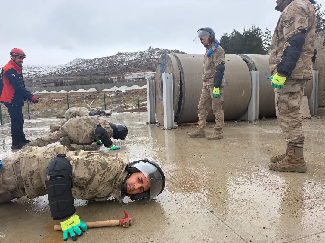 Sirnak Afaddan Enkazda Hizli Karar Tatbikati (6)